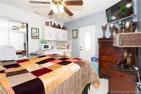 Undisclosed, Hialeah, FL 33016 photo 14