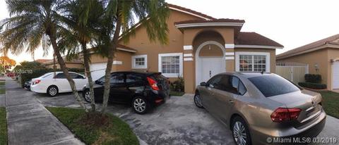 8982 NW 148th St, Miami Lakes, FL 33018 photo 2