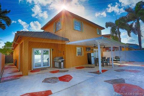 Undisclosed, Miami, FL 33193 photo 27