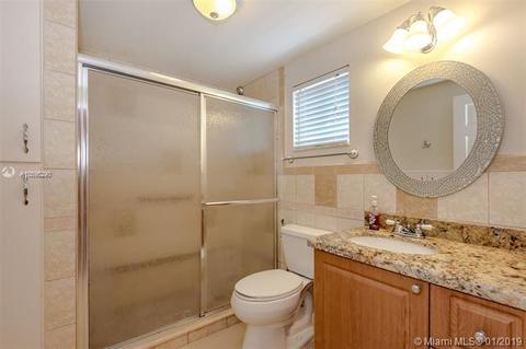 15040 Dunbarton Pl, Miami Lakes, FL 33016 photo 18