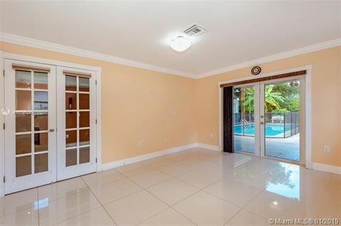 15040 Dunbarton Pl, Miami Lakes, FL 33016 photo 26