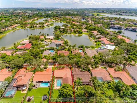 15040 Dunbarton Pl, Miami Lakes, FL 33016 photo 31