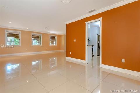 15040 Dunbarton Pl, Miami Lakes, FL 33016 photo 13