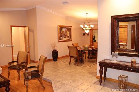 16826 NW 83rd Ct, Miami Lakes, FL 33016 photo 6