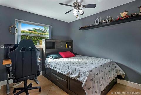413 Douglas Dr, Jupiter, FL 33458 photo 15