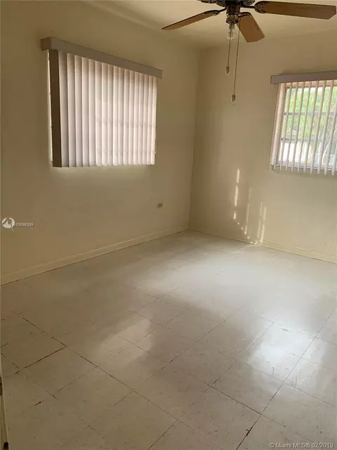 320 E 38th St, Hialeah, FL 33013 photo 13