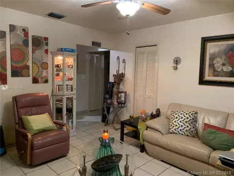 320 E 38th St, Hialeah, FL 33013 photo 17