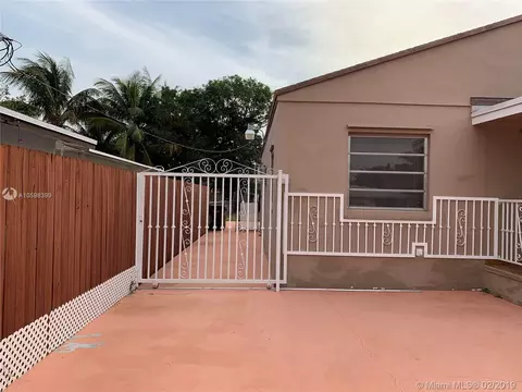 320 E 38th St, Hialeah, FL 33013 photo 4