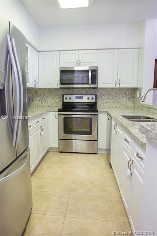 14830 Breckness Pl, Miami Lakes, FL 33016 photo 4