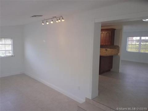 282 E 13th St, Hialeah, FL 33010 photo 24