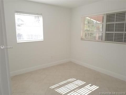 282 E 13th St, Hialeah, FL 33010 photo 22