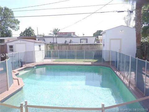 282 E 13th St, Hialeah, FL 33010 photo 8