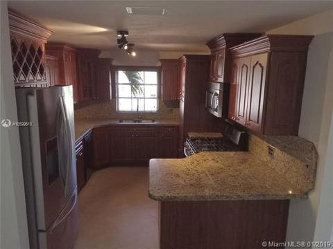 282 E 13th St, Hialeah, FL 33010 photo 14