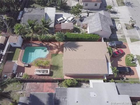 282 E 13th St, Hialeah, FL 33010 photo 1