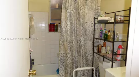 467 E 17th St, Hialeah, FL 33010 photo 20