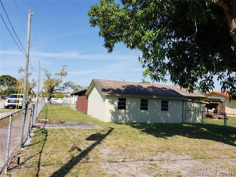 702 E 54th St, Hialeah, FL 33013 photo 3