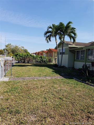 702 E 54th St, Hialeah, FL 33013 photo 2