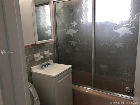 811 W 53 Ter, Hialeah, FL 33012 photo 10