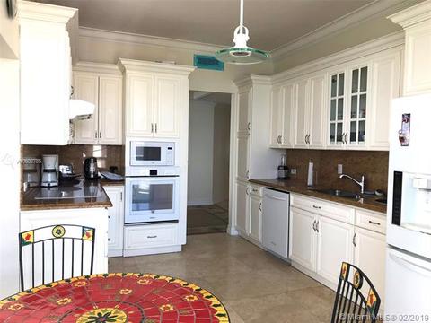 Undisclosed, Surfside, FL 33154 photo 24