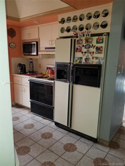 548 E 51st St, Hialeah, FL 33013 photo 18