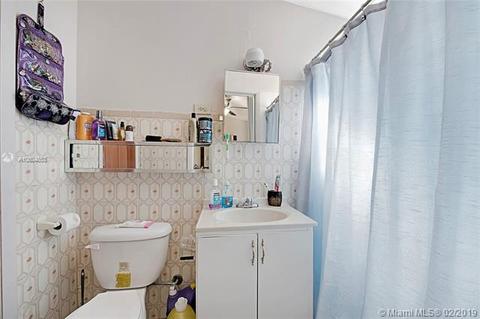 4250 E 8th Ct, Hialeah, FL 33013 photo 21