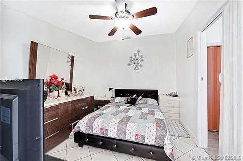 4250 E 8th Ct, Hialeah, FL 33013 photo 19