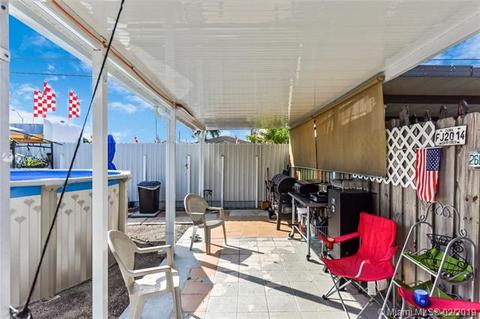 4250 E 8th Ct, Hialeah, FL 33013 photo 25