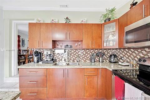 4250 E 8th Ct, Hialeah, FL 33013 photo 7