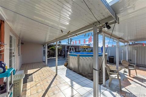 4250 E 8th Ct, Hialeah, FL 33013 photo 23