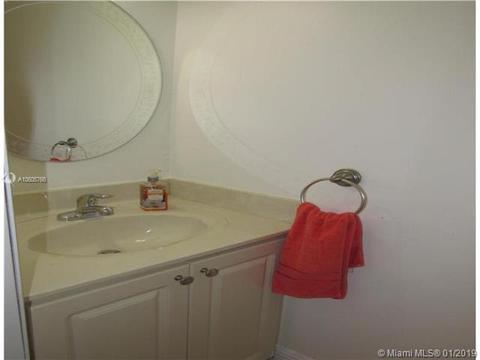 Undisclosed, Hialeah, FL 33016 photo 8