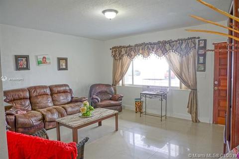 990 E 3 St, Hialeah, FL 33010 photo 4