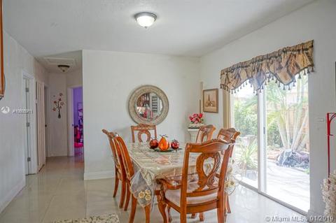 990 E 3 St, Hialeah, FL 33010 photo 7