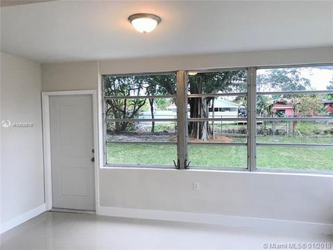 41 E 52nd Pl, Hialeah, FL 33013 photo 6