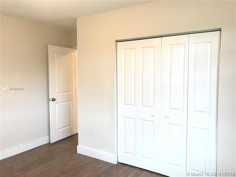 41 E 52nd Pl, Hialeah, FL 33013 photo 16