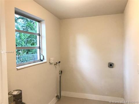 41 E 52nd Pl, Hialeah, FL 33013 photo 21