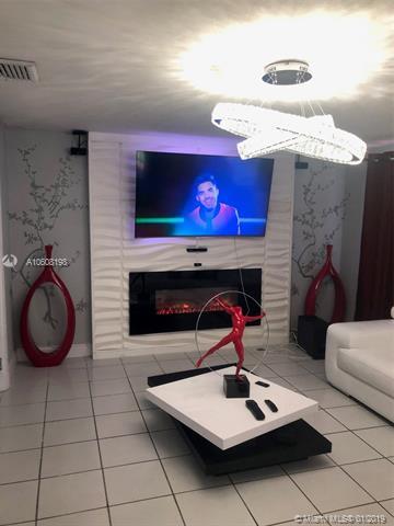 Undisclosed, Hialeah, FL 33014 photo 3
