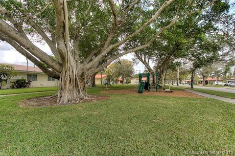 14531 Cedar Ct, Miami Lakes, FL 33014 photo 13