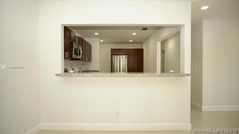 555 E 52nd St, Hialeah, FL 33013 photo 13