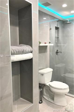 Undisclosed, Hialeah, FL 33015 photo 13