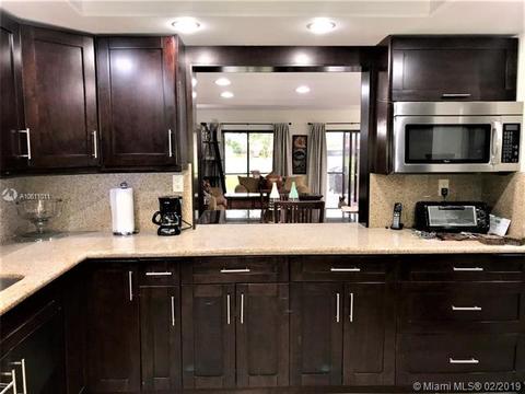 Undisclosed, Hialeah, FL 33015 photo 4