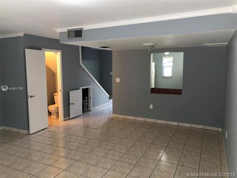 5478 NW 170th Ter, Miami Gardens, FL 33055 photo 2