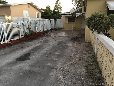 412 E 53rd St, Hialeah, FL 33013 photo 3