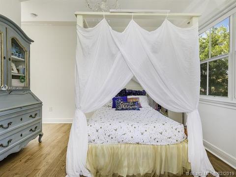 Undisclosed, Key Biscayne, FL 33149 photo 15