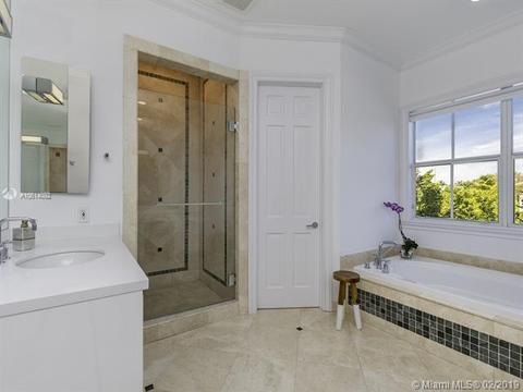 Undisclosed, Key Biscayne, FL 33149 photo 12