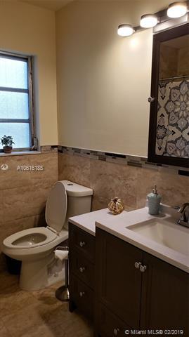 725 E 52nd St, Hialeah, FL 33013 photo 11