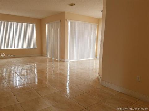 Undisclosed, Miami, FL 33193 photo 22