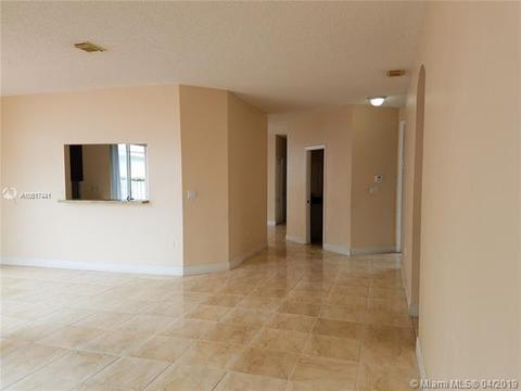 Undisclosed, Miami, FL 33193 photo 9