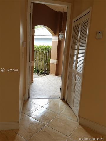 Undisclosed, Miami, FL 33193 photo 7