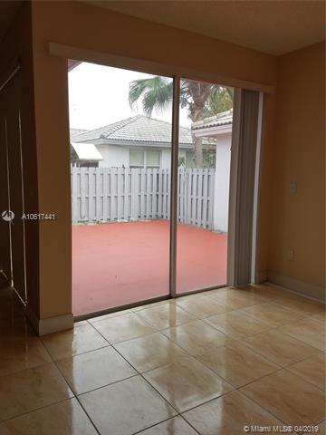 Undisclosed, Miami, FL 33193 photo 21