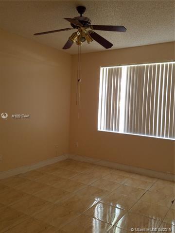 Undisclosed, Miami, FL 33193 photo 12